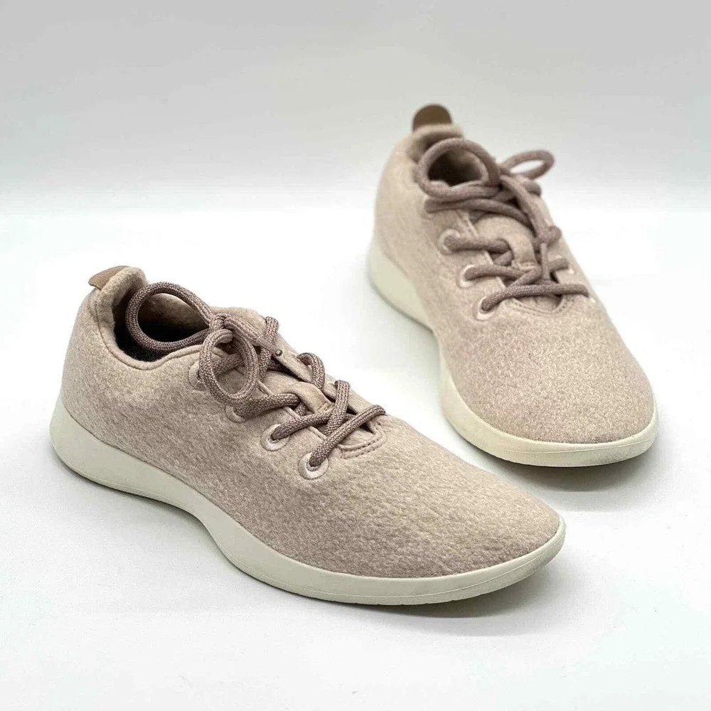 ALLBIRDS Wool Runners Women 8 Pink Walking Sneakers Sustainable Comfortable - Picture 1 of 11